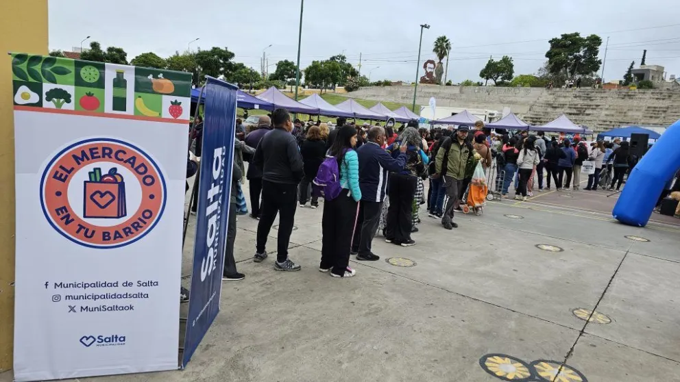 Éxito total: más de 20.000 salteños aprovecharon los beneficios de "El mercado en tu barrio"