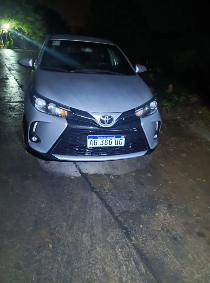 Encuentran un auto abandonado y con las llaves puestas en Salta: fue robado de una consesionaria en Tucumán