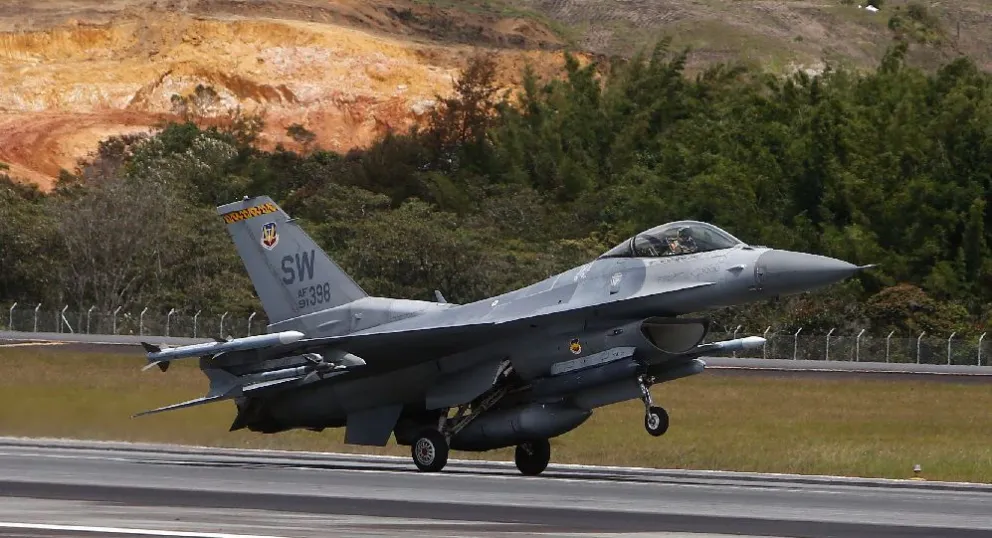 Confirman la compra de aviones de guerra y armas a Dinamarca y Estados Unidos: el gobierno de Javier Milei pagará 600 millones de dólares 