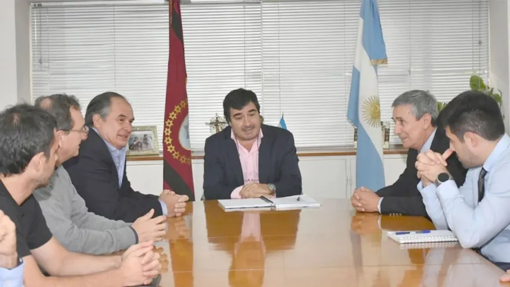 Salta trabaja en un plan estratégico para reactivar la conexión ferroviaria con Chile