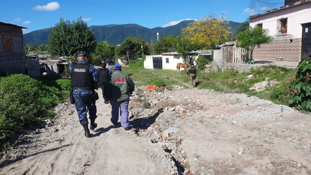 La Municipalidad de Salta removió lomos de burro ilegales en el Pozo de la Muerte