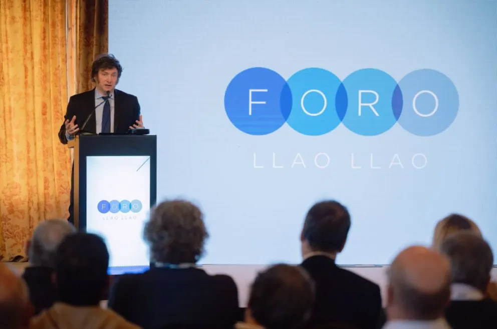 Insólito: Javier Milei expuso ante empresarios del país y les recomendó "fugar divisas"