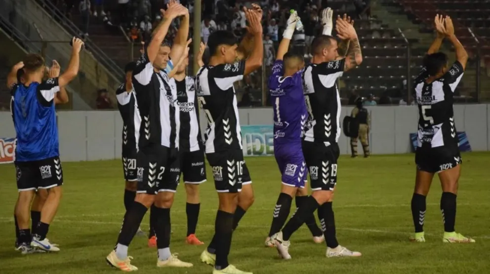 Central Norte sigue sin encontrar el rumbo: esta tarde cayó ante Mitre por 2 a 0