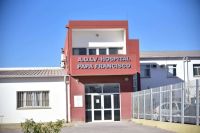 Hospital Papa Francisco: tres mujeres vacunaron de manera ilegal a menores de edad