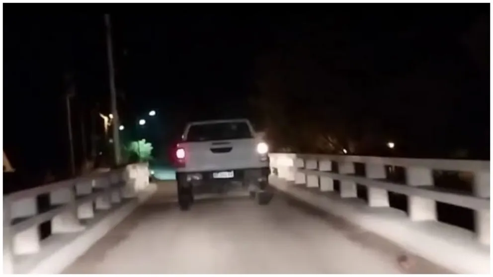 Vecinos indignados en La Caldera: el intendente fue sorprendido utilizando un vehículo municipal para asuntos personales