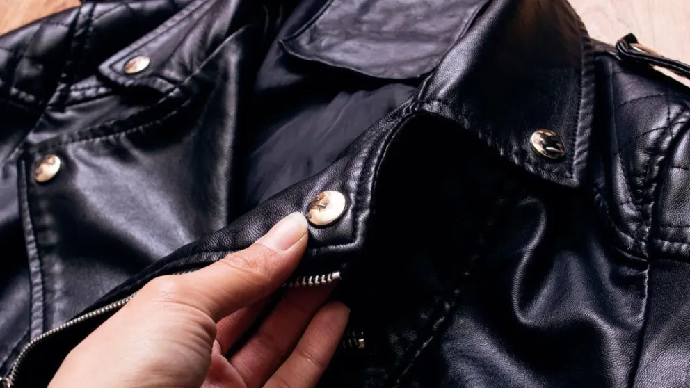 Descubrí esta fascinante idea para limpiar tus prendas de cuero y dejarlas como nuevas