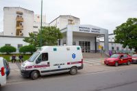 Desalojaron a vendedores callejeros en los alrededores del Hospital Materno Infantil: hubo incidentes