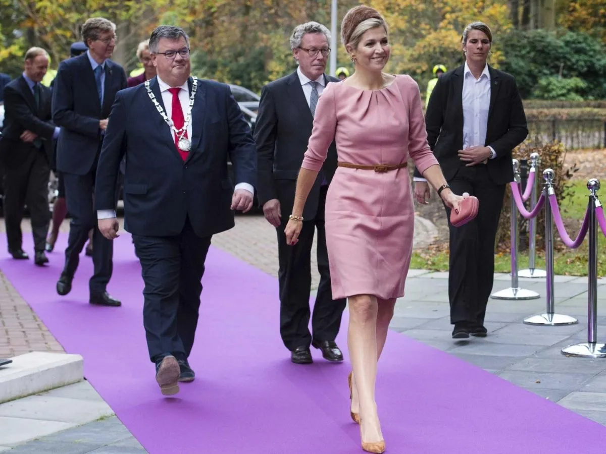 MAXIMA DE HOLANDA