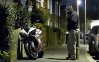 Insólito: Robaron una moto e intentaron extorsionar a su dueña