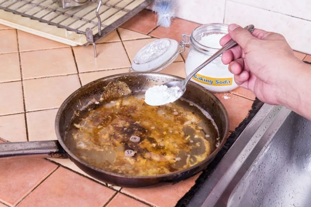 utensilios de aluminio-limpiar