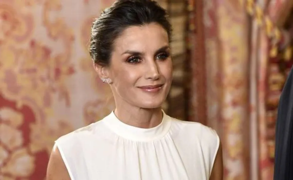 La reina Letizia sigue enamorada, el rey Felipe confirma sus sospechas