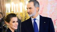 La reina Letizia lo da todo por amor: las fotos más románticas con Felipe