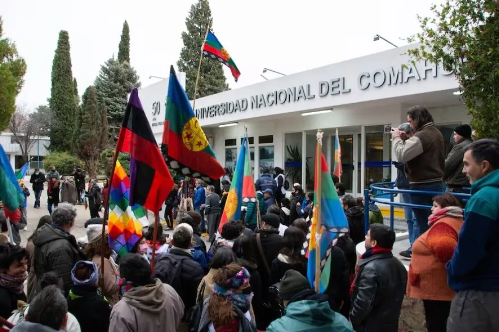 El Gobierno de Javier Milei busca recuperar los terrenos cedidos a los pueblos originarios 