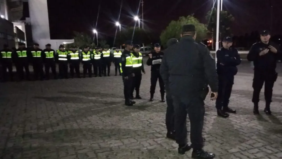 Operativo de seguridad en el partido entre Central Norte y Sarmiento: 11 personas demoradas