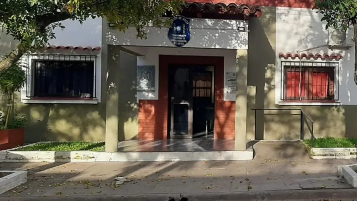 mujer polic&iacute;a Met&aacute;n
