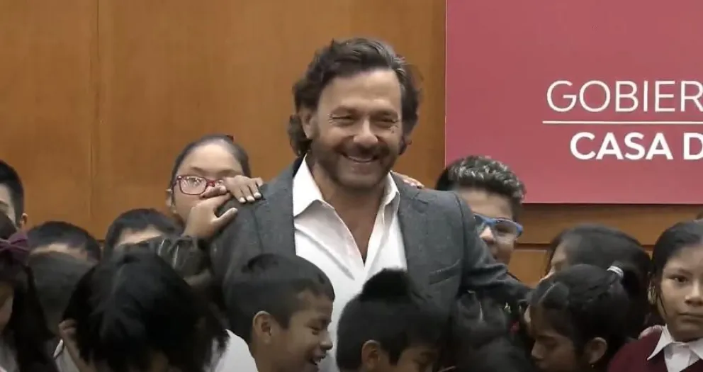 Gustavo Sáenz: "La educación es un valor irrenunciable, ahí está el futuro"