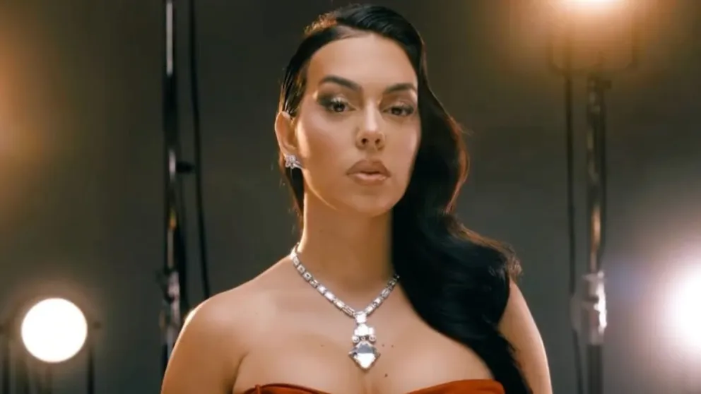 Georgina Rodriguez recibe pomposo regalo de Cristiano, pero sus fans dudan de que sea de su agrado