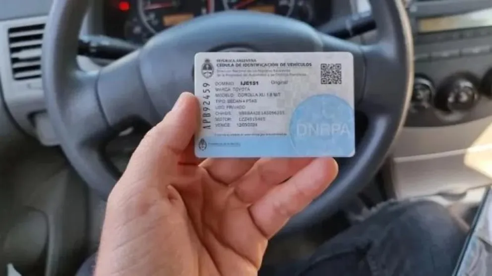 Cédula azul: hasta cuándo es necesaria tenerla para circular en el auto