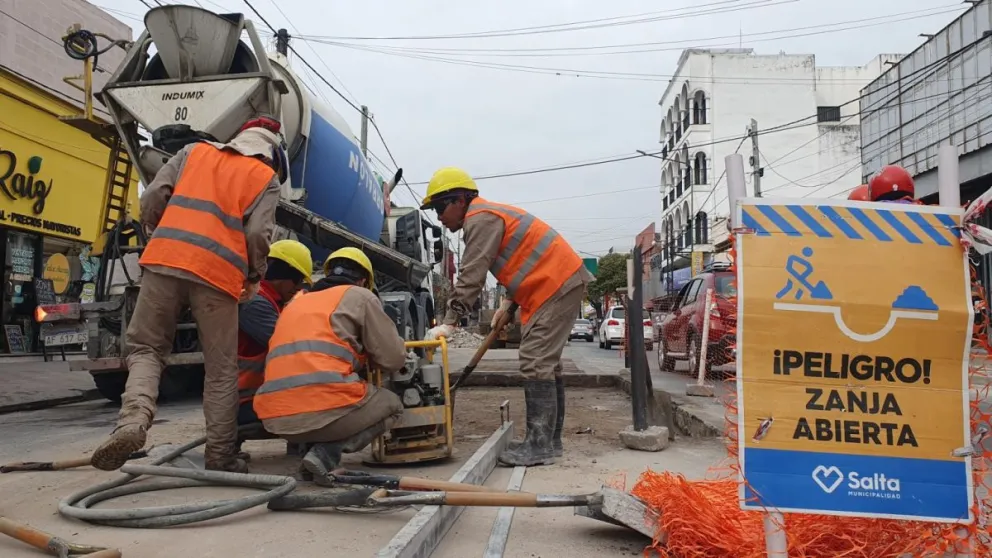 La Municipalidad de Salta avanza con arreglos en la Avenida Jujuy