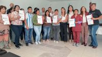 Cafayate: más de 20 familias recibieron escrituras de terrenos por el plan de regularización dominal