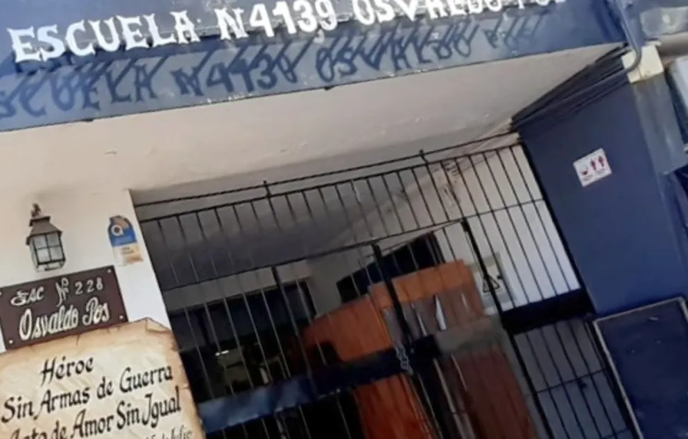 |URGENTE| Grave denuncia a una maestra de la escuela Osvaldo Pos: trataba a los alumnos de "bolivianos" y "cochinos"