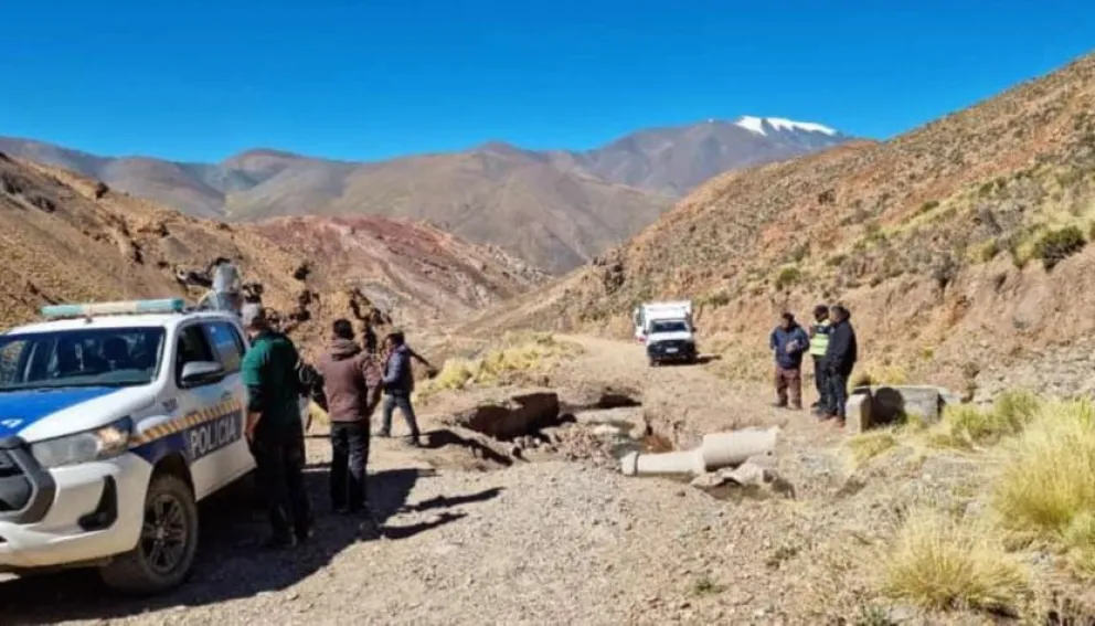Rescate en zona inhóspita: un turista holandés recibió ayuda tras quedar varado en el Paraje Negra Muerta