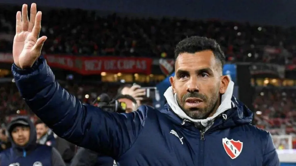 La sorpresiva decisión del Apache: Carlos Tevez deja la dirección técnica de Independiente