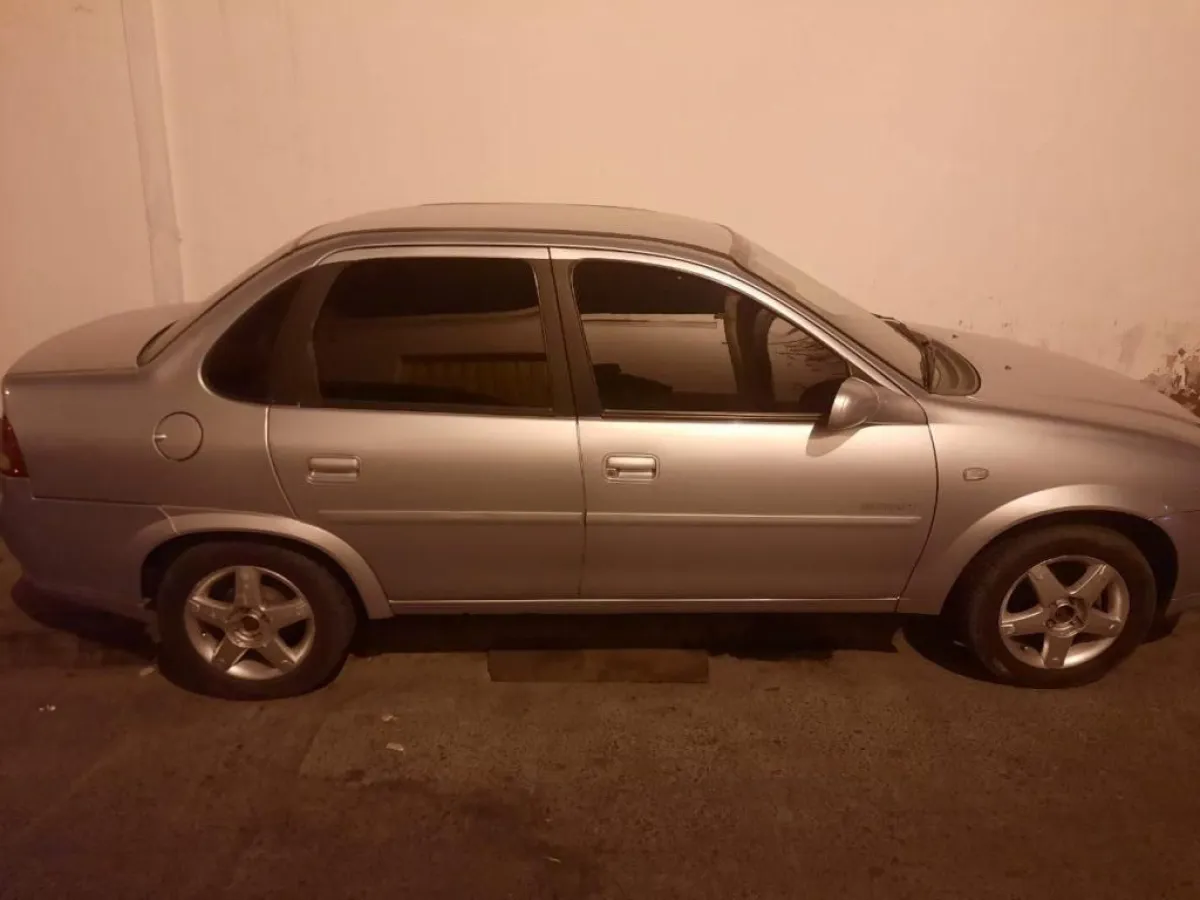 auto secuestrado pedido de captura salta