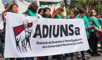 Paro docente en Salta: "Los docentes más jóvenes tienen salarios por debajo de la línea de la indigencia"
