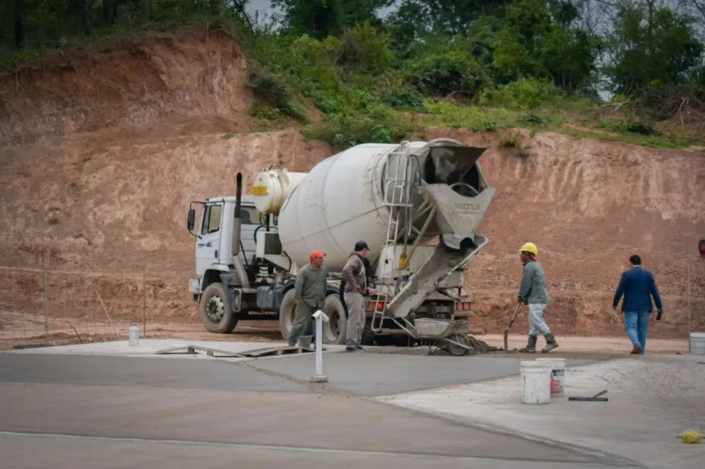 Más obras en Tartagal: Franco Hernández Berni supervisó avances de obras en Villa Güemes