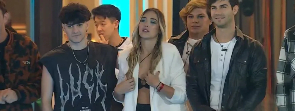 Gran Hermano: tras concretar su amor en el sauna, Nico y Flor vivieron una noche fatídica en la gala de hoy