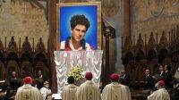 El Vaticano anunció que el papa Francisco canonizará a Carlo Acutis, el "apóstol de internet"