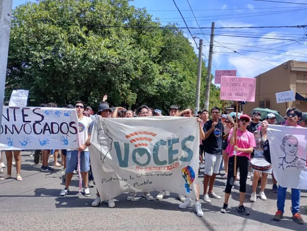 Reclamo de estudiantes de la UNSa hacia SAETA: "Sin boleto estudiantil gratuito, se ve restringido el acceso a la educación"