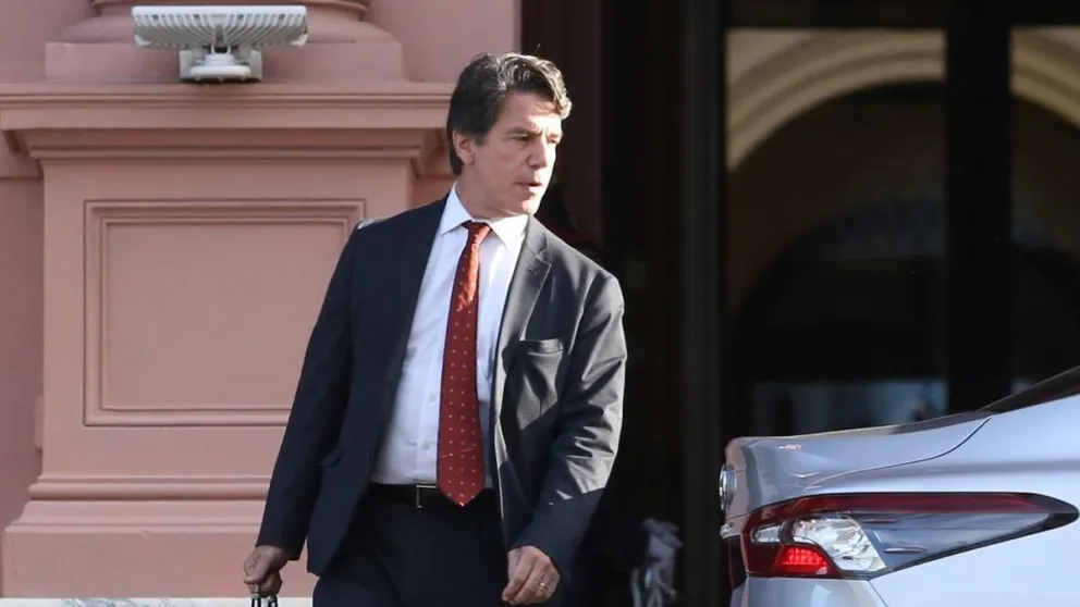 Fuerte cimbronazo en el Gobierno: Javier Milei desplazó a Nicolás Posse de la jefatura de Gabinete