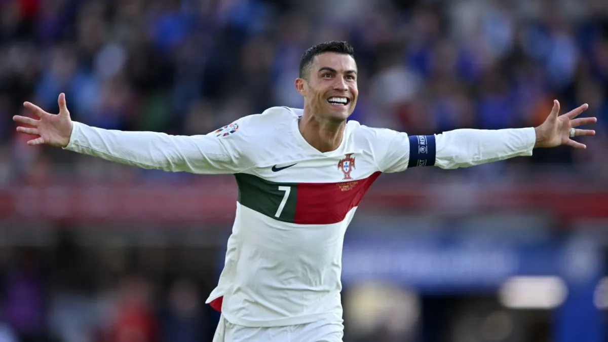 CRISTIANO RONALDO