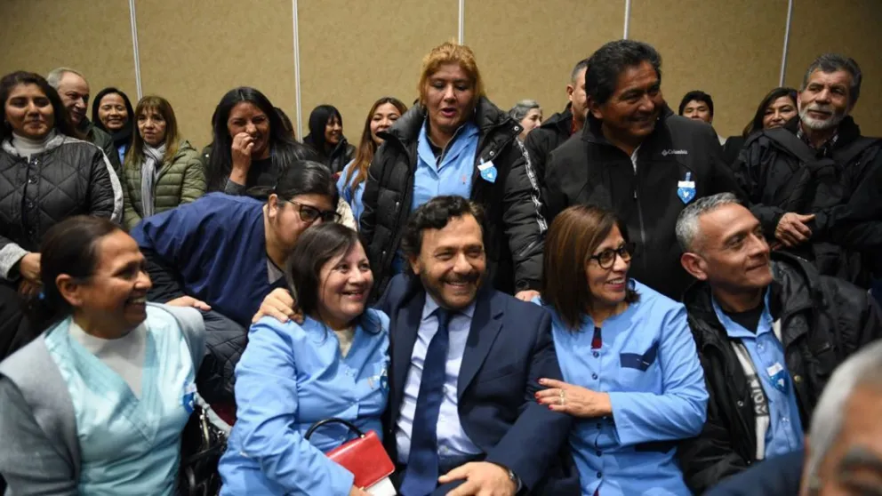 Gustavo Sáenz encabezó el acto homenaje al Día del Agente Sanitario