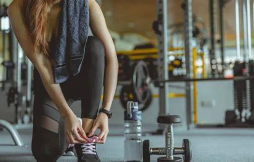 Horror en un gimnasio: una joven fue abusada cuando realizaba sus clases de estiramiento