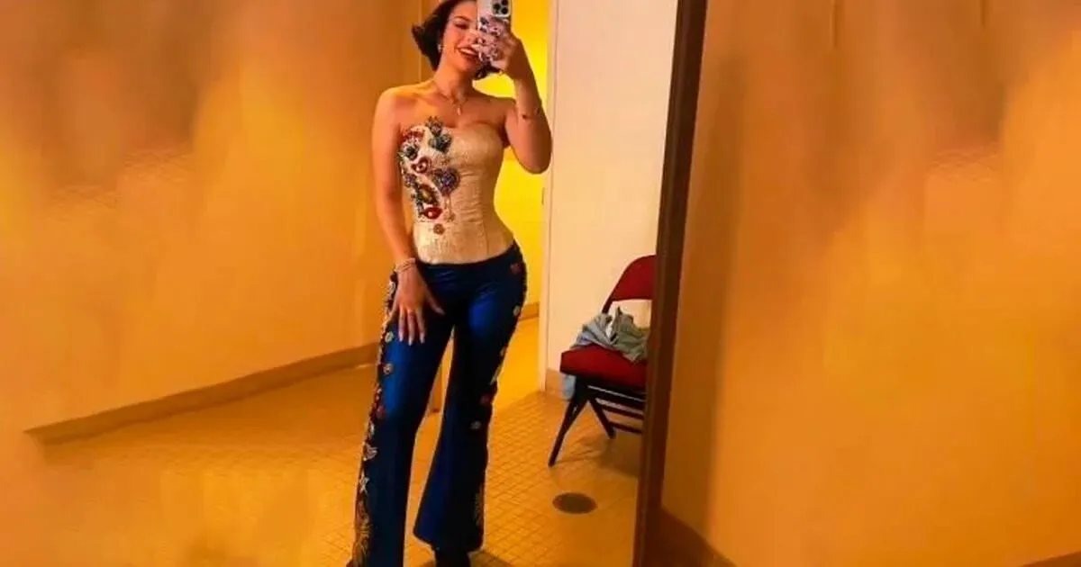 &Aacute;NGELA AGUILAR