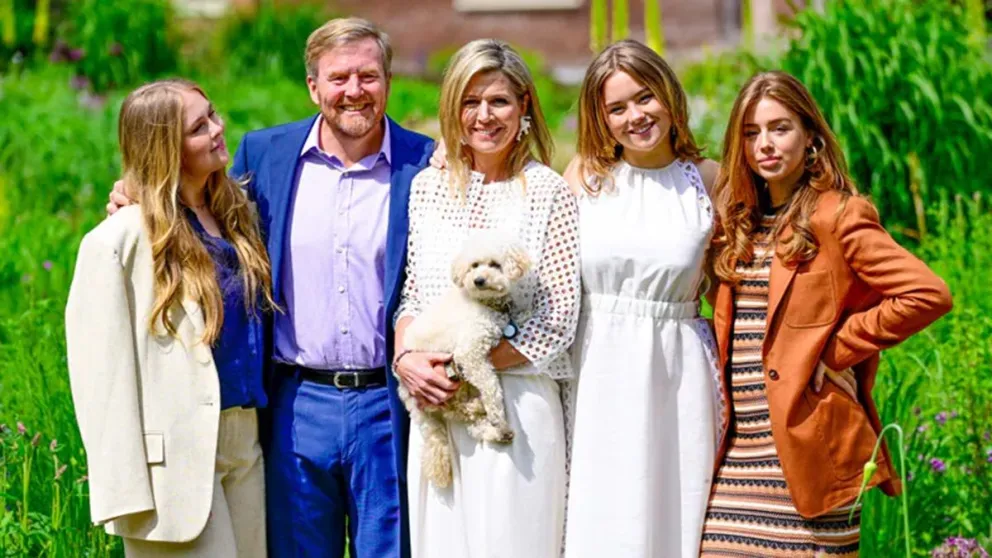Estas son las fotos del posado de verano de los reyes Guillermo y Máxima de Holanda: fascinaron a todos