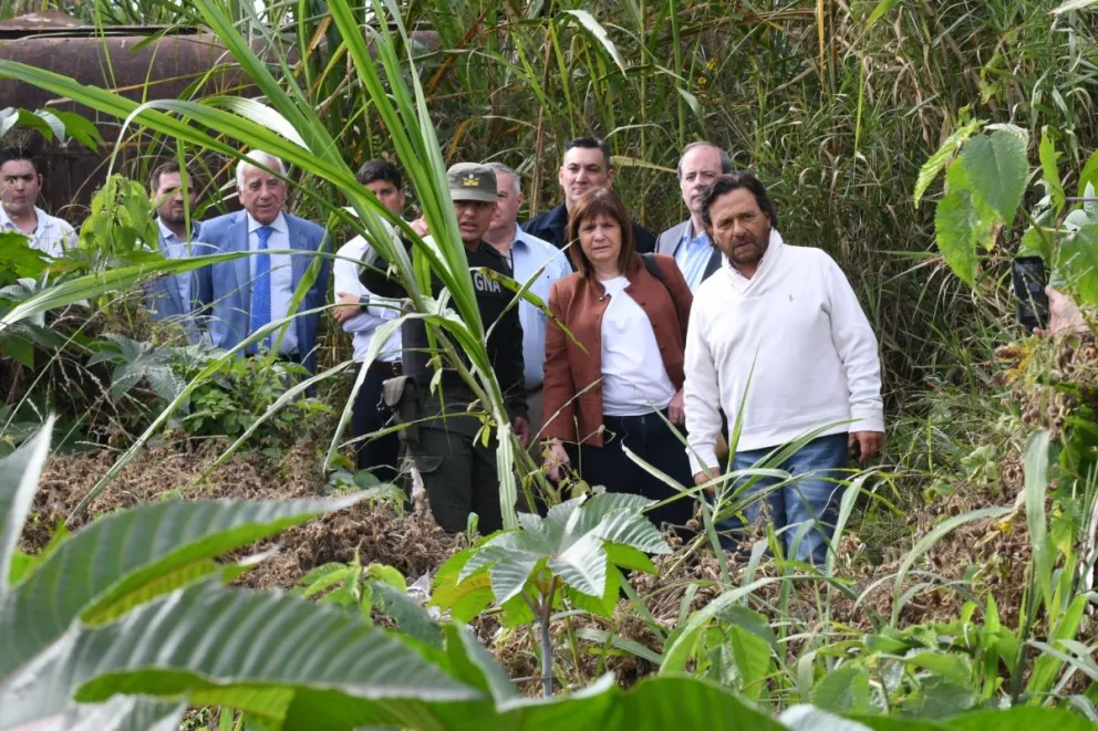 Patricia Bullrich en Salta: junto a Gustavo Sáenz, visitaron zonas de la frontera norte, Aguas Blancas y Orán