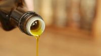La ANMAT sacó de circulación un aceite de oliva: era un producto ilegal 