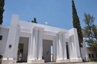 Reabren la sala velatoria del cementerio de la Santa Cruz tras seis meses de refacciones