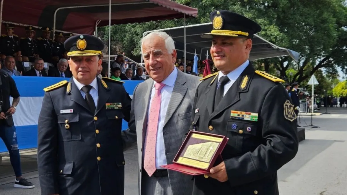 polic&iacute;a de Salta cambio de autoridades