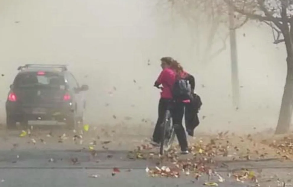 |ALERTA AMARILLA| El viento zonda amenaza a Salta: las ciudades afectadas