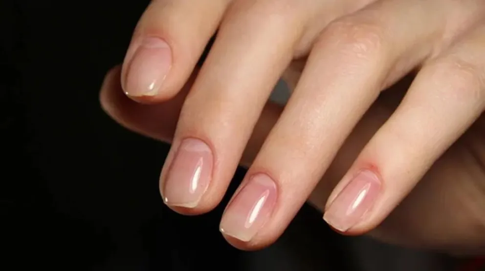 u&ntilde;as de gel-truco