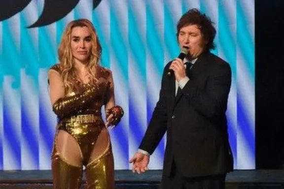 F&aacute;tima Florez y Javier Milei