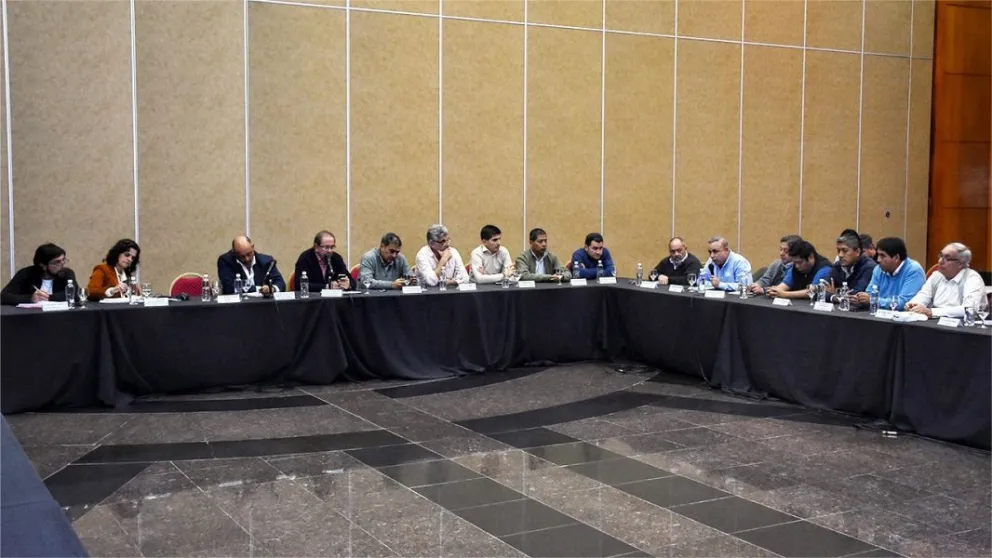 Paritarias en Salta: el Gobierno retomó las negociaciones con los gremios
