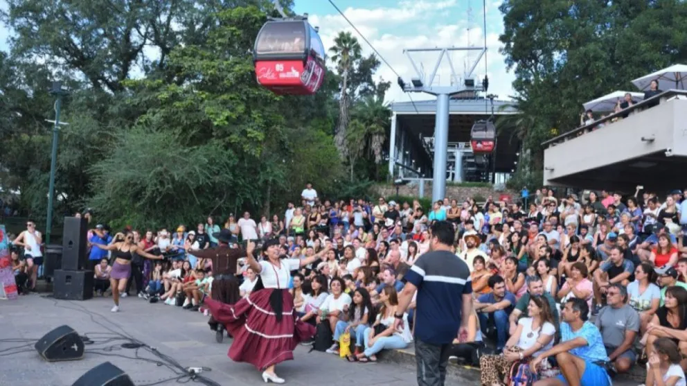 Para celebrar el Día de la Bandera, el Teleférico San Bernardo ofrecerá un concierto gratuito
