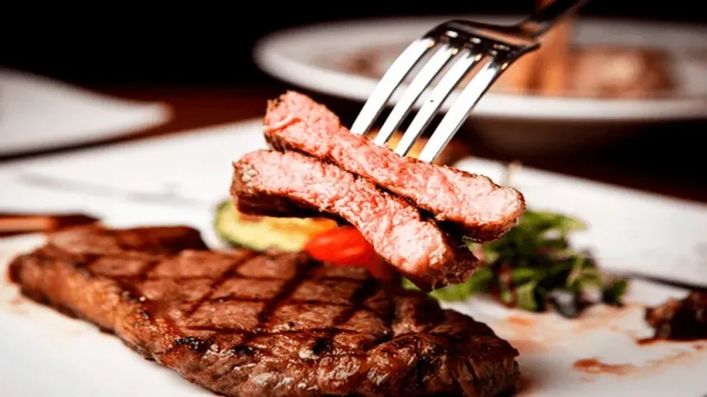Descubrí el truco secreto de muchos restaurantes para obtener una carne suave y jugosa
