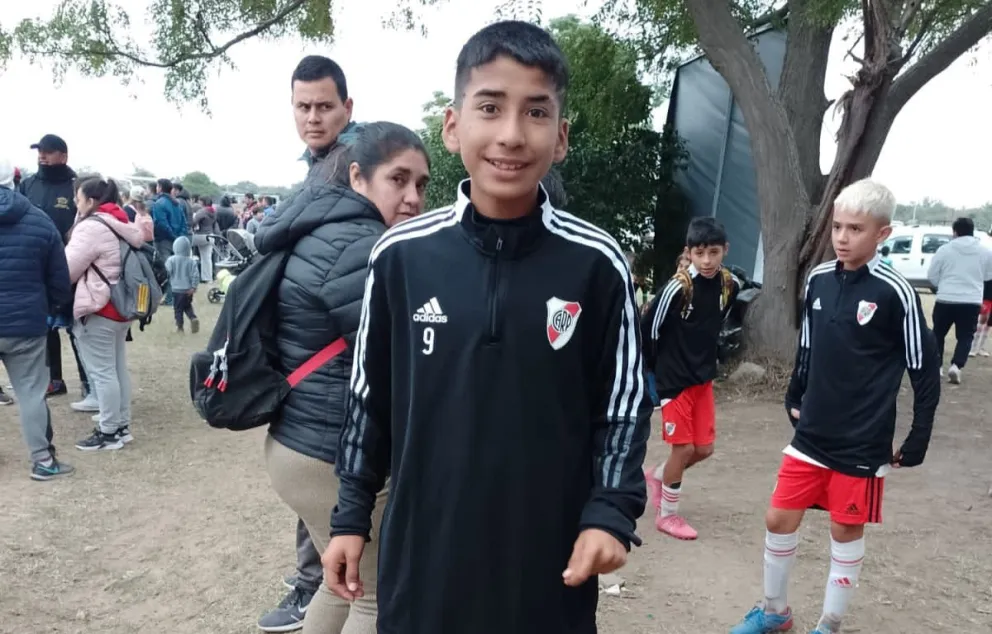 El sueño del pibe: niño de 10 años pide la ayuda de todos para jugar en River Plate